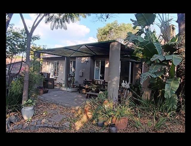 2 BEDROOM HOUSE FOR SALE IN BLOUBOSRAND